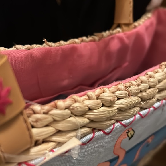 FINAL MARKDOWN ONE DAY SALE! NWT Straw Bag w PINK FLAMINGOS - Picture 3 of 8